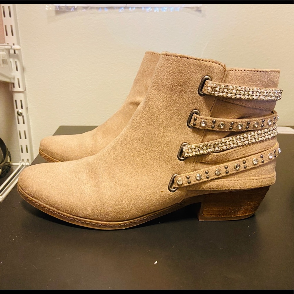 tan suede booties
